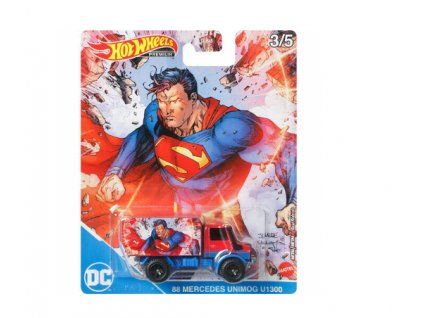 Hot Wheels Premium DC Superman 88 Mercedes Unimog UI300