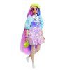 Barbie Extra Curvy Shimmer Look1